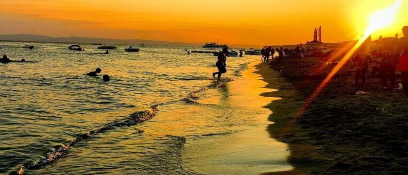 Sarımsaklı Plajı